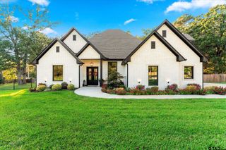 4301 Windrush Blvd, Longview, TX 75604