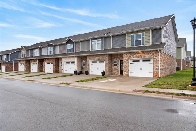 341 Fallow Cir, Clarksville, TN 37040