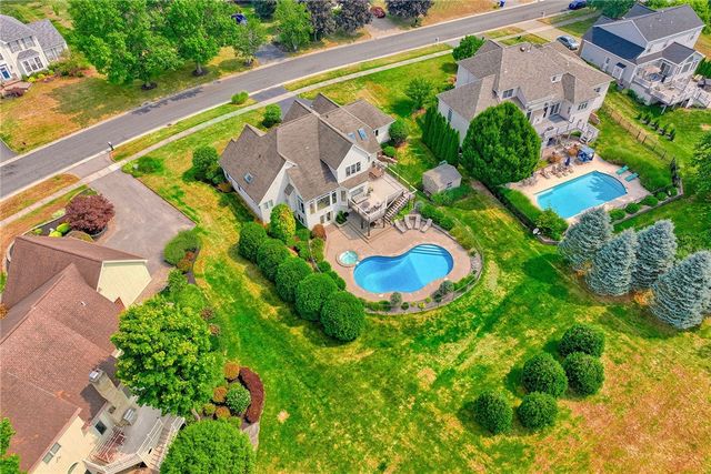 3442 Woodlands Circle, Walworth, NY 14502