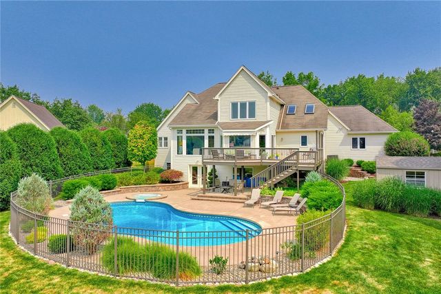 3442 Woodlands Circle, Walworth, NY 14502