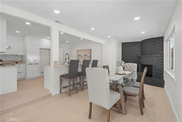 14519 Dyer, Sylmar, CA 91342