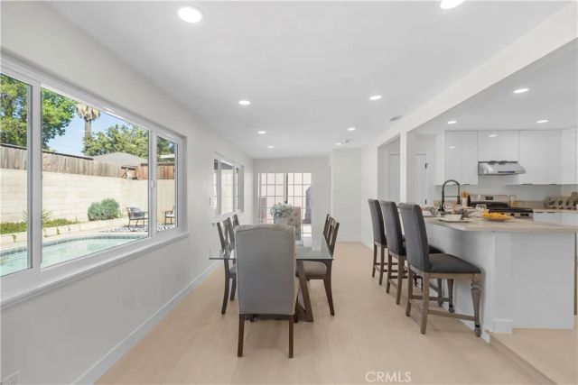 14519 Dyer, Sylmar, CA 91342