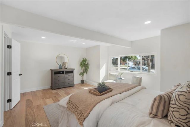 14519 Dyer, Sylmar, CA 91342