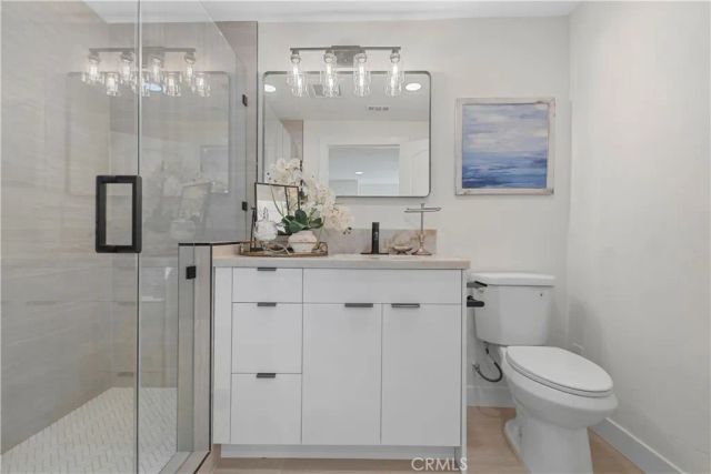 14519 Dyer, Sylmar, CA 91342