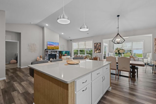 15251 Vicuna Street NW, Anoka, MN 55303
