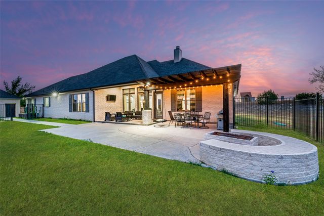 101 Trail Ridge, Weatherford, TX 76087