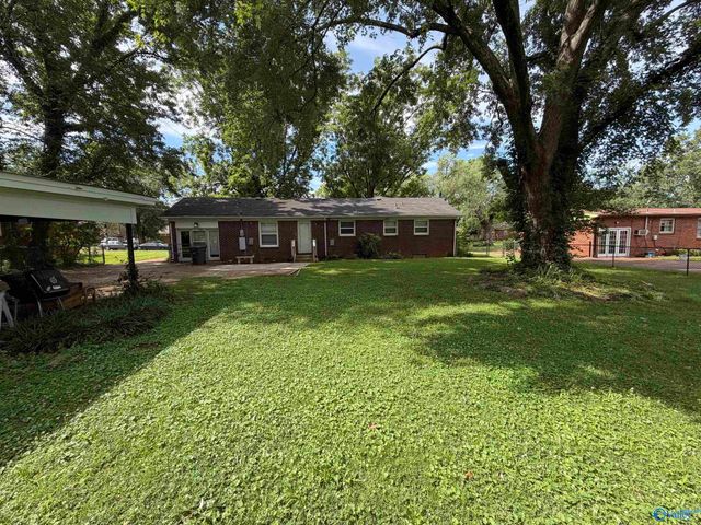 2116 Gilbreath Road, Huntsville, AL 35810