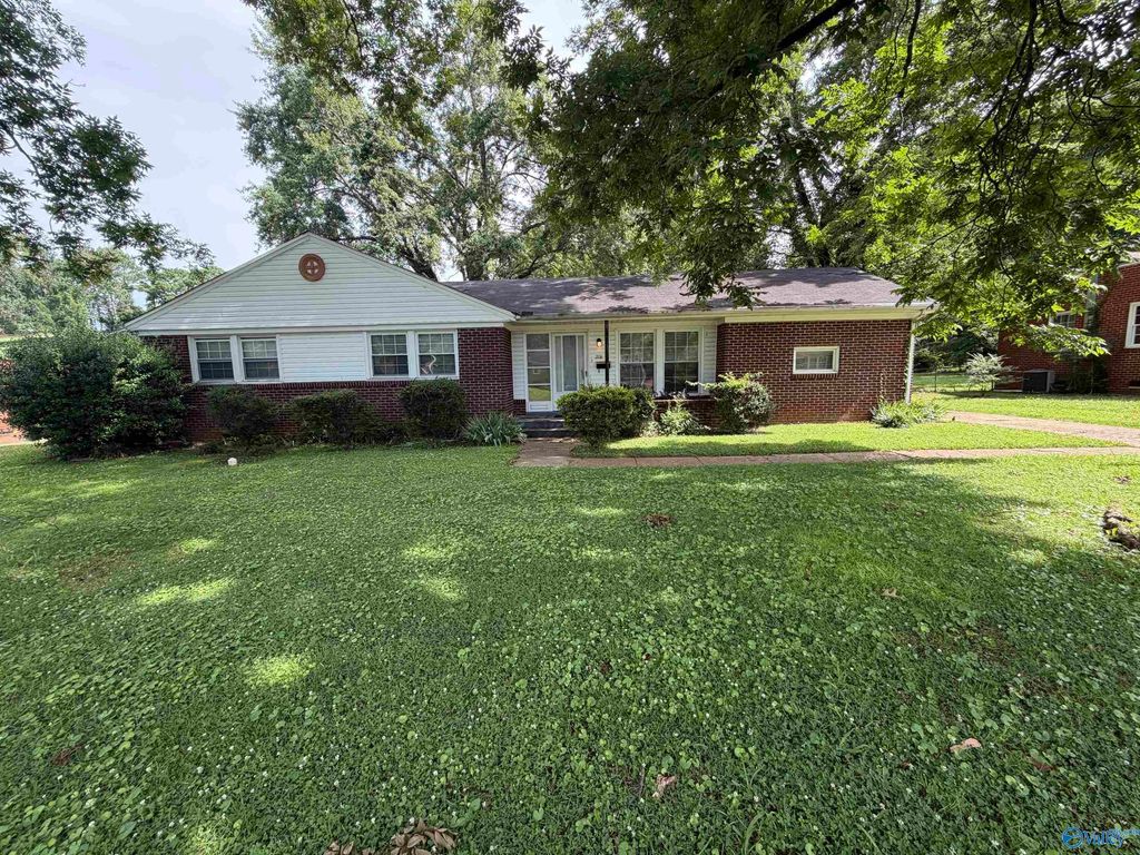 2116 Gilbreath Road, Huntsville, AL 35810