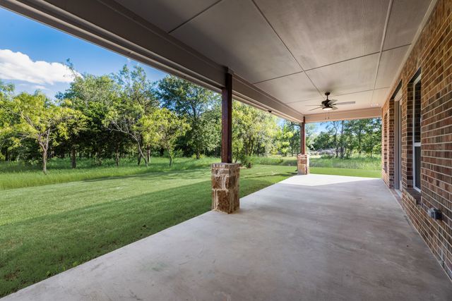 4243 Southern Oaks Drive, Royse City, TX 75189