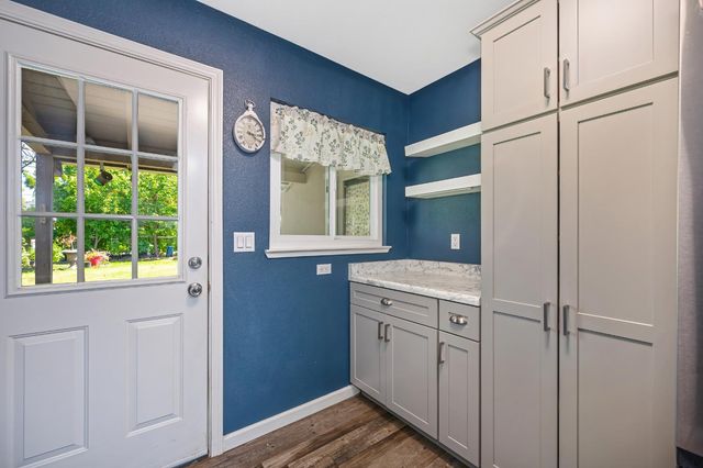 2560 Carson Way, Sacramento, CA 95821