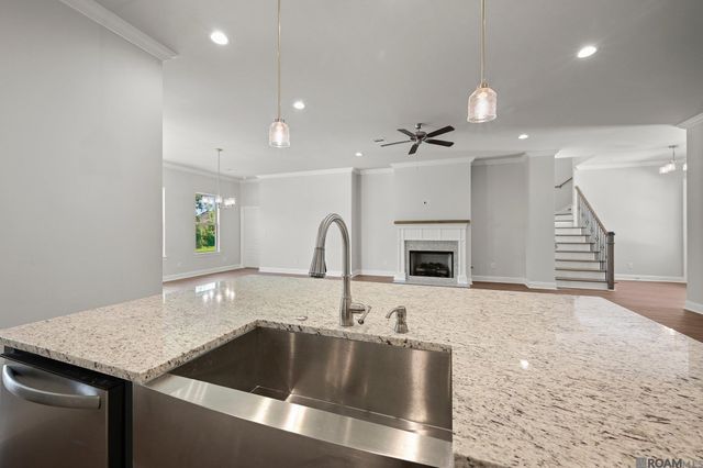 12077 Clare Ct, Geismar, LA 70734