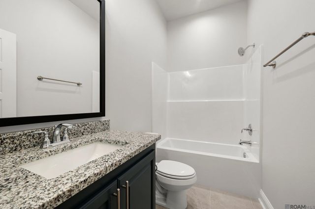 12077 Clare Ct, Geismar, LA 70734