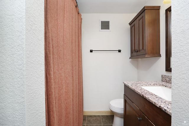 11203 Rimrock Drive, Manhattan, KS 66503