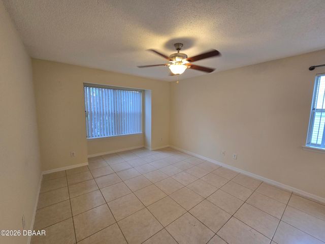 101 Bent Tree Dr Apt 63, Daytona Beach, FL 32114