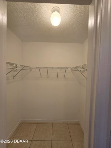 101 Bent Tree Dr Apt 63, Daytona Beach, FL 32114