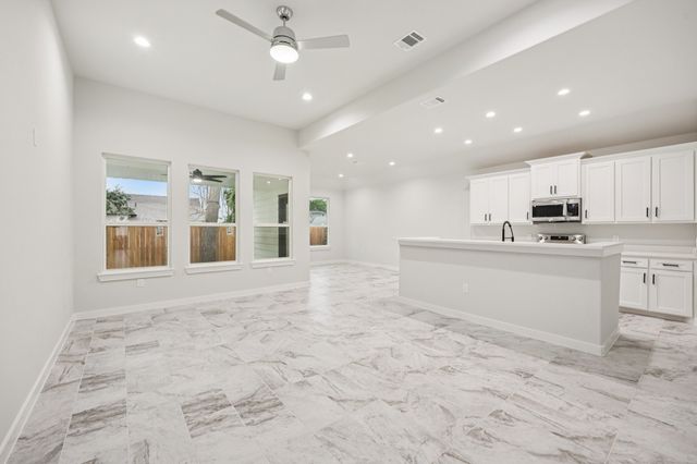 2716 E 12th Street, Fort Worth, TX 76111
