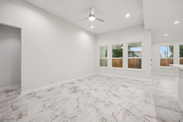 2716 E 12th Street, Fort Worth, TX 76111