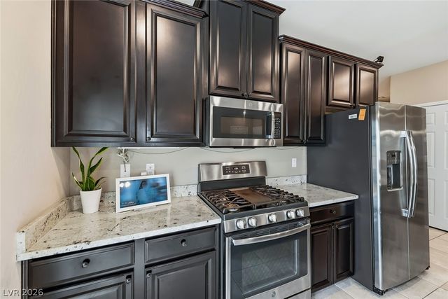 4466 Shimmering Skies Street 1035, North Las Vegas, NV 89031