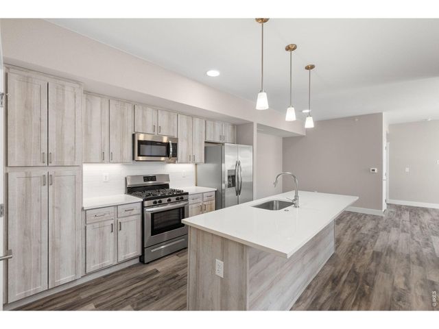 310 S Cherrywood Dr 203, Lafayette, CO 80026