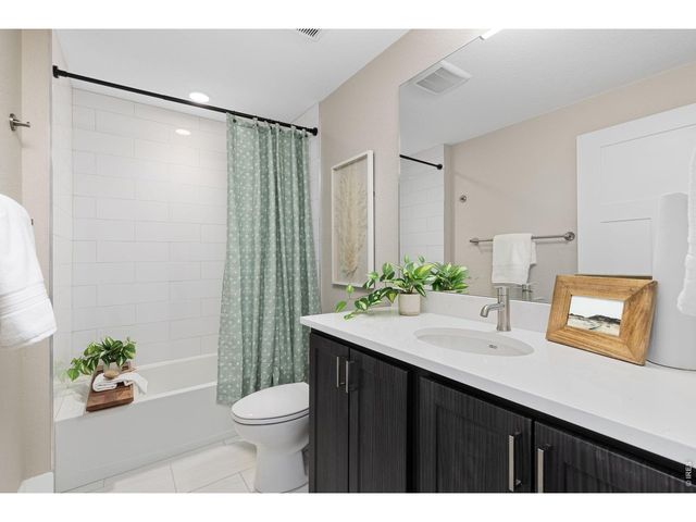 310 S Cherrywood Dr 203, Lafayette, CO 80026