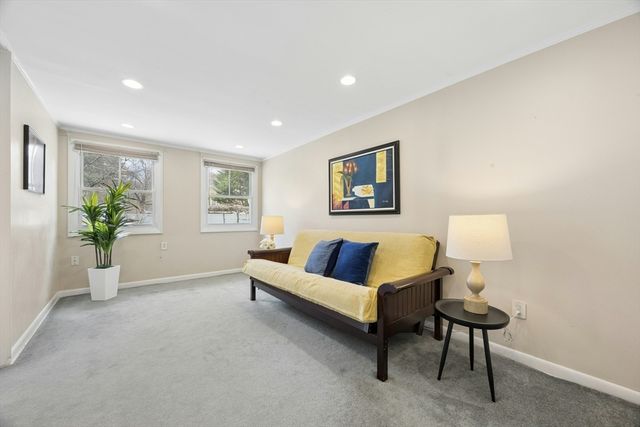 217 Cordaville Rd, Southborough, MA 01772