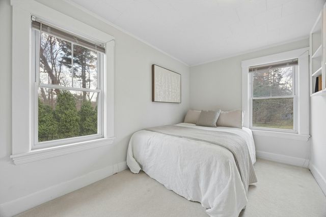 217 Cordaville Rd, Southborough, MA 01772