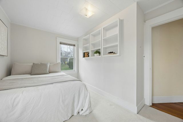 217 Cordaville Rd, Southborough, MA 01772