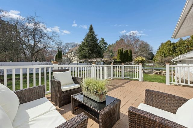 217 Cordaville Rd, Southborough, MA 01772