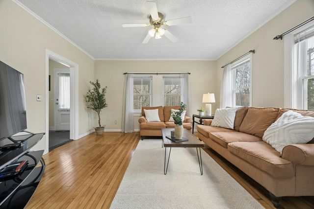 217 Cordaville Rd, Southborough, MA 01772