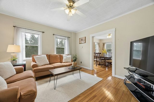 217 Cordaville Rd, Southborough, MA 01772