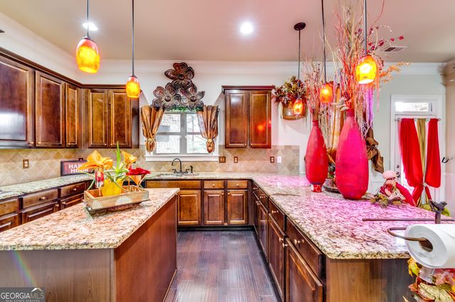 1405 Rainey Way, Hampton, GA 30228