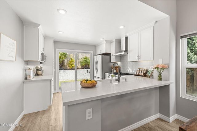 11827 Nightingale Street, Moorpark, CA 93021