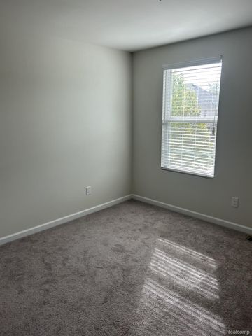 49536 Harrier Place, Novi, MI 48374