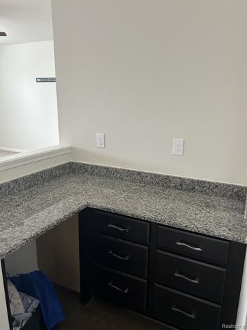 49536 Harrier Place, Novi, MI 48374