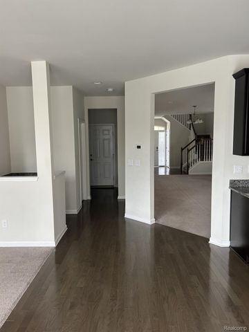 49536 Harrier Place, Novi, MI 48374