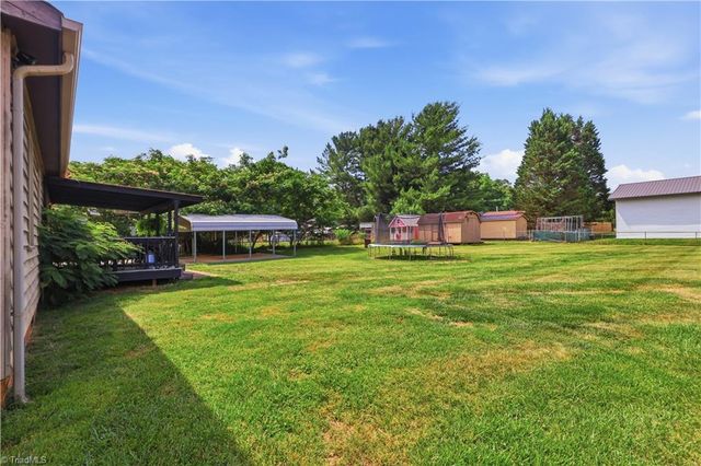 31 Kirk Street, Thomasville, NC 27360