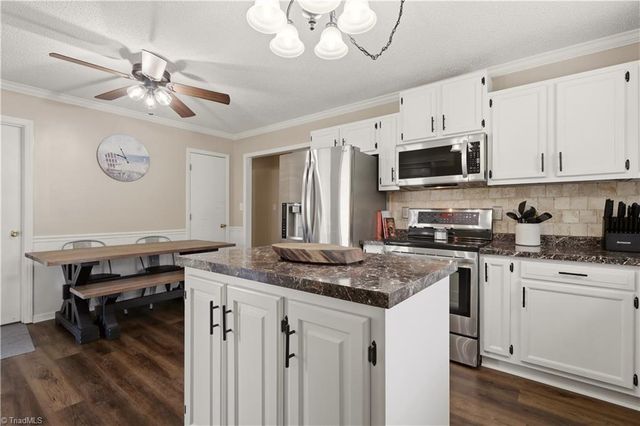 31 Kirk Street, Thomasville, NC 27360