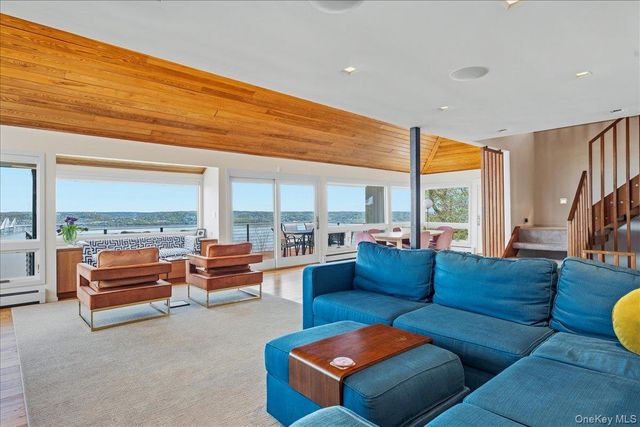 33 Tweed Boulevard, Nyack, NY 10960