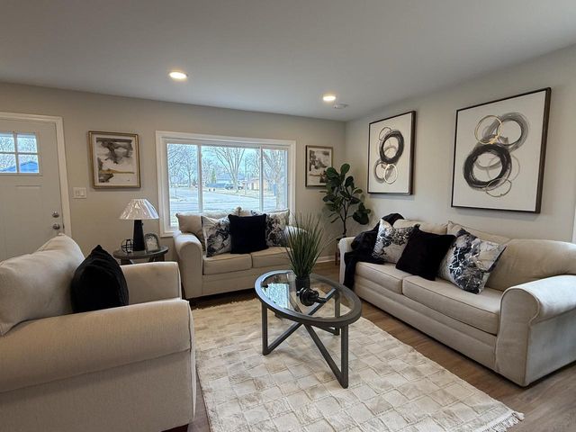 5331 N 107th STREET, Milwaukee, WI 53225