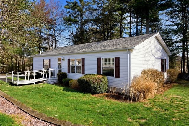 3305 Island Drive, Middleboro, MA 02346