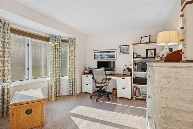 1312 Galloway Drive, Woodstock, IL 60098