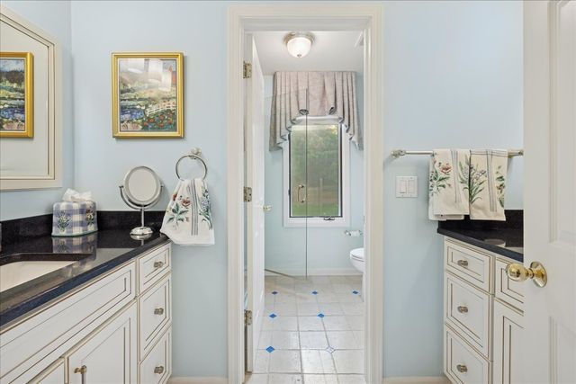 1312 Galloway Drive, Woodstock, IL 60098