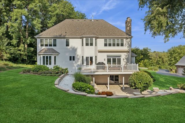 1312 Galloway Drive, Woodstock, IL 60098