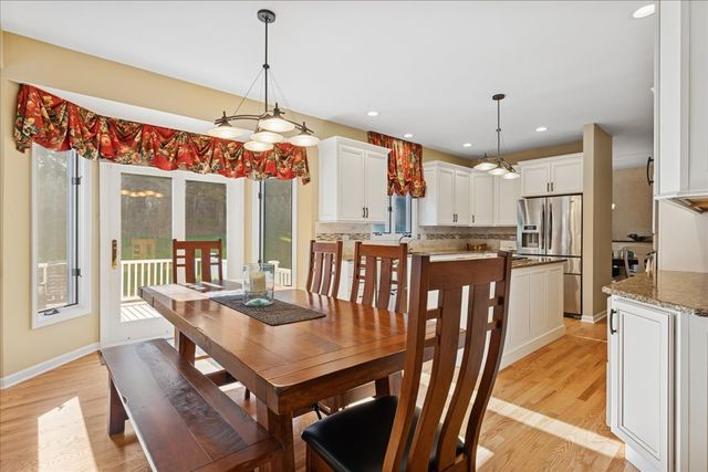 1312 Galloway Drive, Woodstock, IL 60098