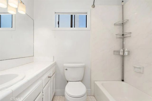 1171 Stanford, Santa Monica, CA 90403