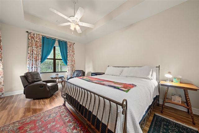 3179 Pacific DR, Naples, FL 34119