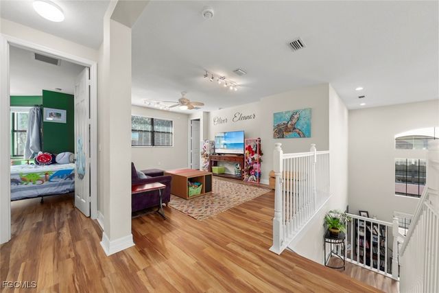 3179 Pacific DR, Naples, FL 34119