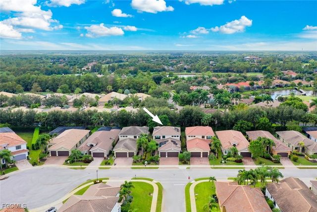 3179 Pacific DR, Naples, FL 34119