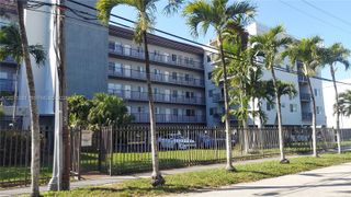 900 SW 84th Avenue 301E, Miami, FL 33144