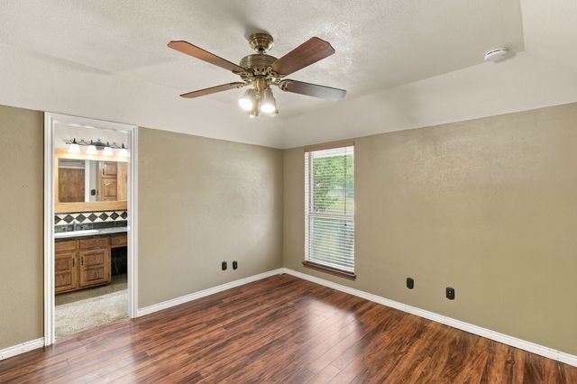 1501 Meadow Court, Midlothian, TX 76065